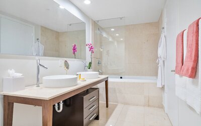 Miami Vacation Rentals - Brickell