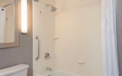 Holiday Inn Express and Suites Fisherman's Wharf by IHG