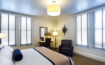 Marines Memorial Club & Hotel