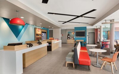 avid hotel Chicago O’Hare – Des Plaines by IHG