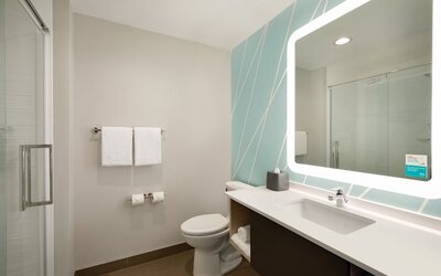 avid hotel Chicago O’Hare – Des Plaines by IHG