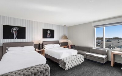 The Rose Chicago, Tapestry Collection by Hilton