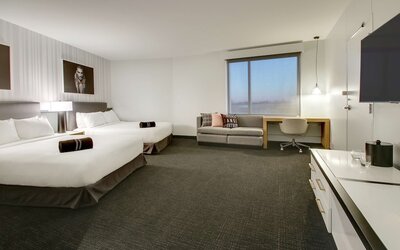The Rose Chicago, Tapestry Collection by Hilton