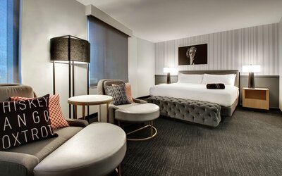 The Rose Chicago, Tapestry Collection by Hilton