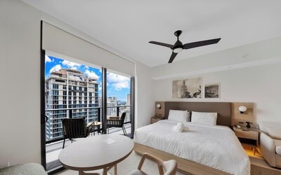 Luxurious Studio in DTW with City Views