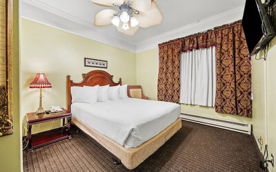 Fitzgerald Hotel