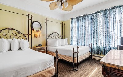 Fitzgerald Hotel