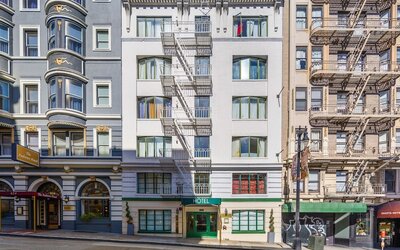 Fitzgerald Hotel