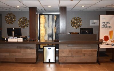 Four Points by Sheraton Chicago Westchester/Oak Brook