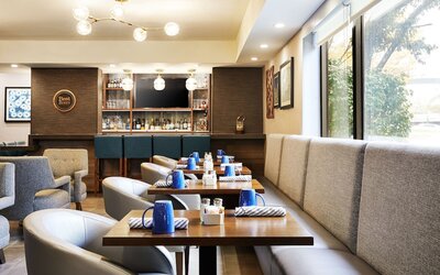 Four Points by Sheraton Chicago Westchester/Oak Brook