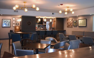 Four Points by Sheraton Chicago Westchester/Oak Brook