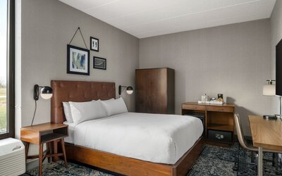 Four Points by Sheraton Chicago Westchester/Oak Brook