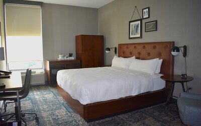 Four Points by Sheraton Chicago Westchester/Oak Brook