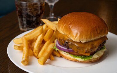 Four Points by Sheraton Chicago Westchester/Oak Brook