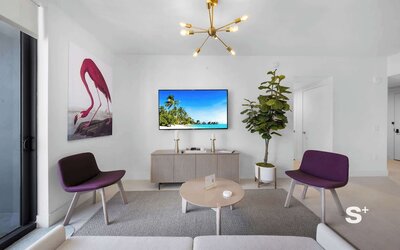 2-BD Condo in DTW Miami - City Views