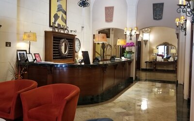 Kensington Park Hotel