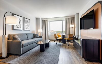 Hyatt Centric Chicago O'Hare