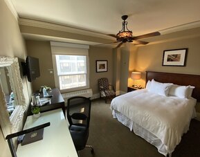 Kensington Park Hotel