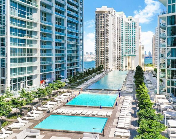 Icon Brickell Luxe Stays by IliosRentals