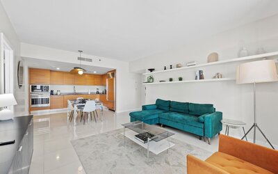 Icon Brickell Luxe Stays by IliosRentals