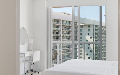 Icon Brickell Luxe Stays by IliosRentals