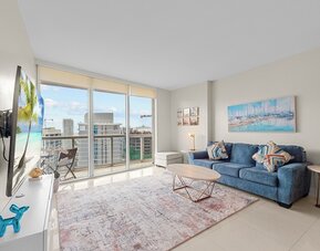 Icon Brickell Luxe Stays by IliosRentals