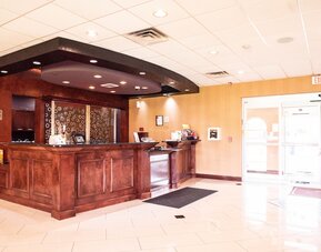 Clarion Inn Elmhurst - Oak Brook near I-88, I-290, I-294
