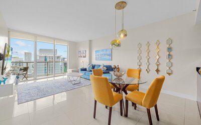 Icon Brickell Luxe Stays by IliosRentals