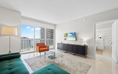 Icon Brickell Luxe Stays by IliosRentals