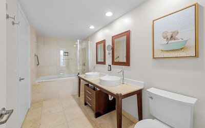 Icon Brickell Luxe Stays by IliosRentals