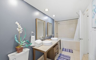 Icon Brickell Luxe Stays by IliosRentals