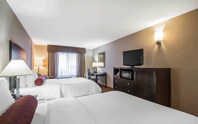 Clarion Inn Elmhurst - Oak Brook near I-88, I-290, I-294