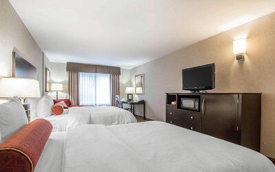 Clarion Inn Elmhurst - Oak Brook near I-88, I-290, I-294
