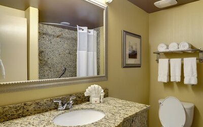 Clarion Inn Elmhurst - Oak Brook near I-88, I-290, I-294