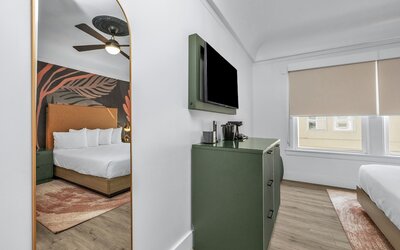 Nob Hill Hotel