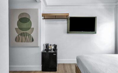 Nob Hill Hotel