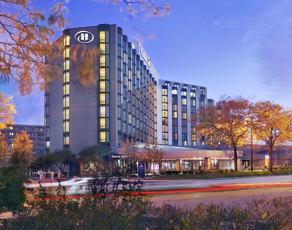 Hilton Rosemont Chicago O'Hare
