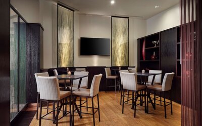 Hilton Rosemont Chicago O'Hare