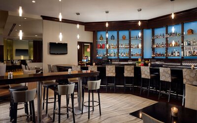 Hilton Rosemont Chicago O'Hare