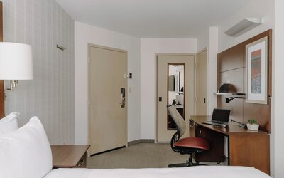 Club Quarters Hotel in San Francisco