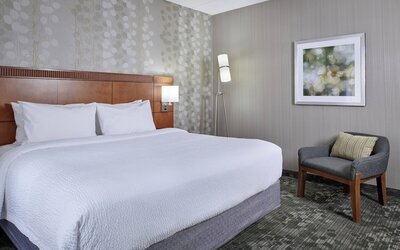Courtyard by Marriott Chicago Oakbrook Terrace