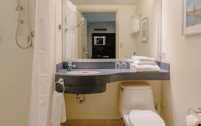 Club Quarters Hotel in San Francisco