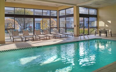 Courtyard by Marriott Chicago Oakbrook Terrace