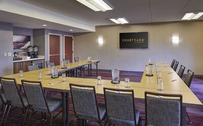 Courtyard by Marriott Chicago Oakbrook Terrace
