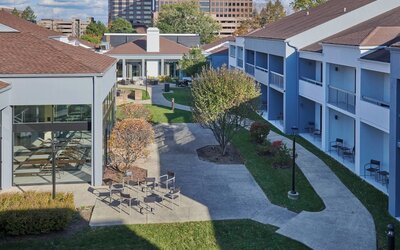 Courtyard by Marriott Chicago Oakbrook Terrace