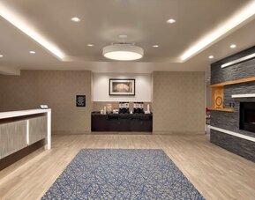 Hampton Inn & Suites Rosemont Chicago O'Hare