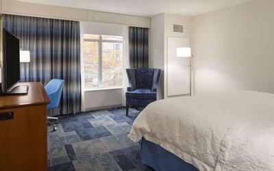 Hampton Inn & Suites Rosemont Chicago O'Hare