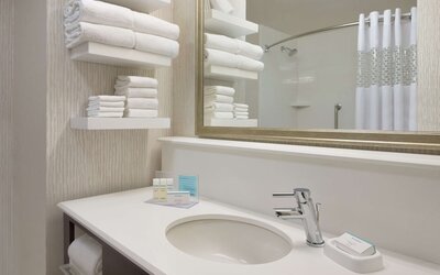 Hampton Inn & Suites Rosemont Chicago O'Hare