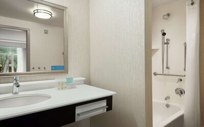 Hampton Inn & Suites Rosemont Chicago O'Hare