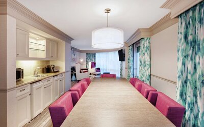 Hilton Garden Inn Chicago North Shore/Evanston